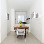 & Escape By Solutions Lejlighed Como