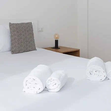 & Escape By Solutions Apartment