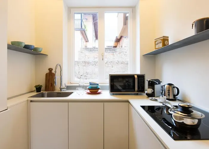 Dante By Solutions * Como